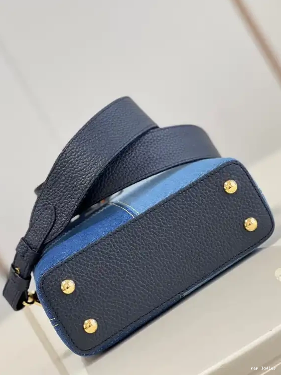 Cheap CAPUCINES MINI LOUIS VUITTON 0602